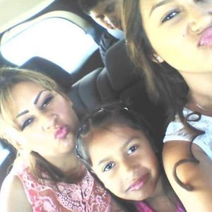 Meet your Posher, Miriam